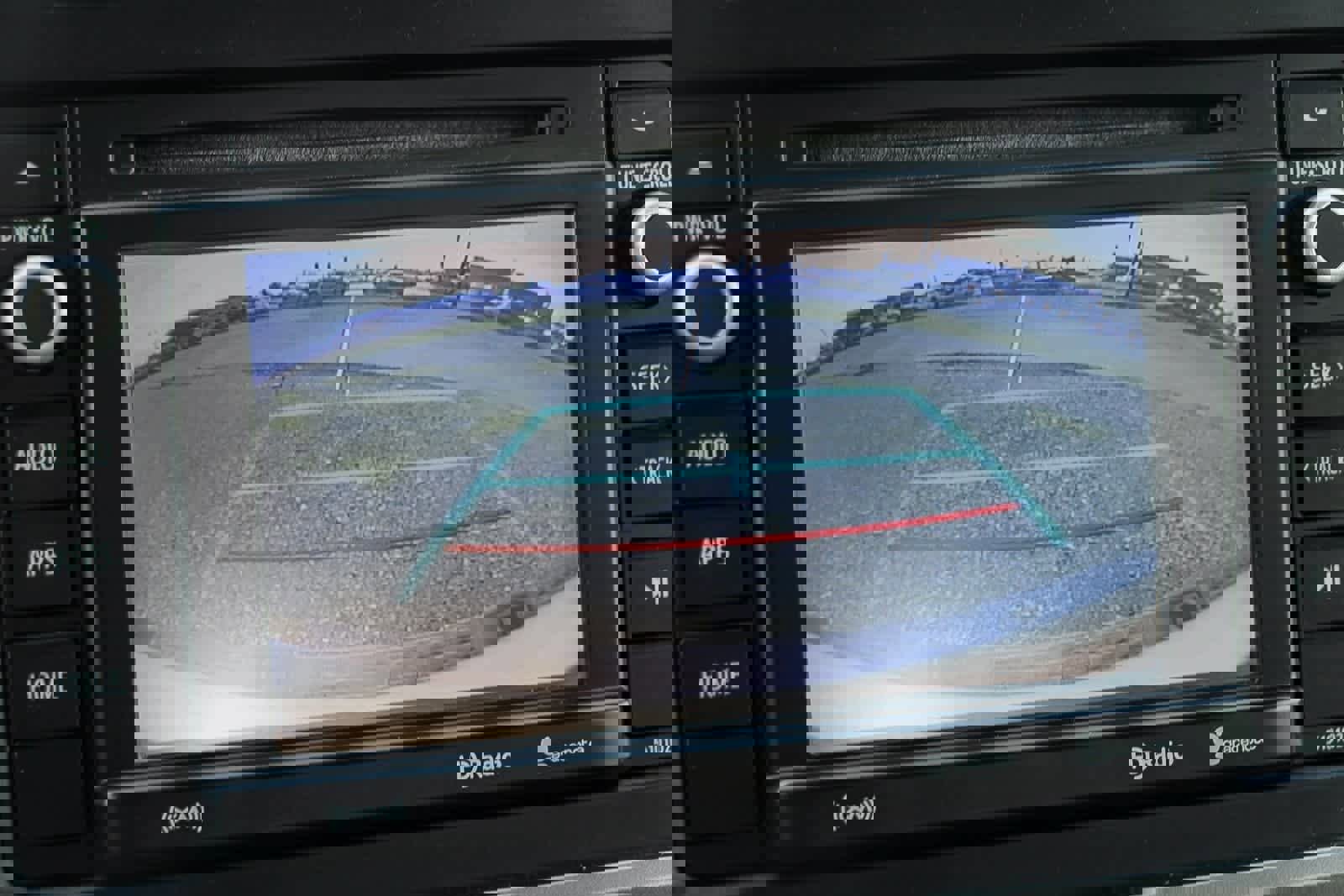 Used 2017 Toyota Tacoma SR5 w/ Tow Package image 15