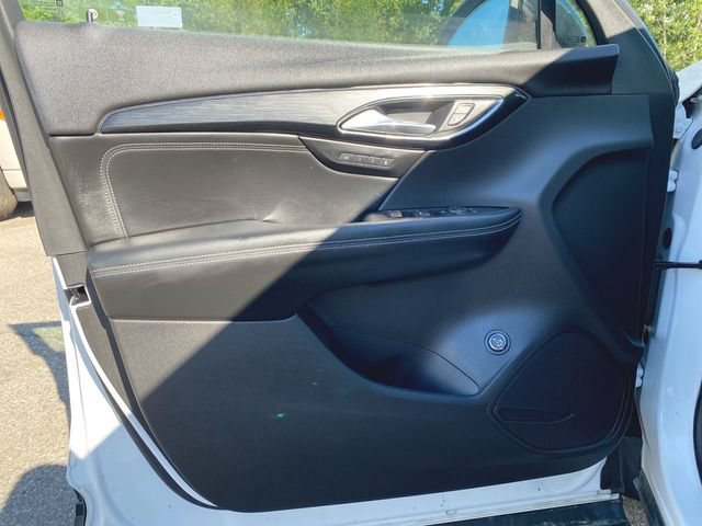 Used 2022 Buick Envision Essence w/ Sport Touring Package FWD image 22