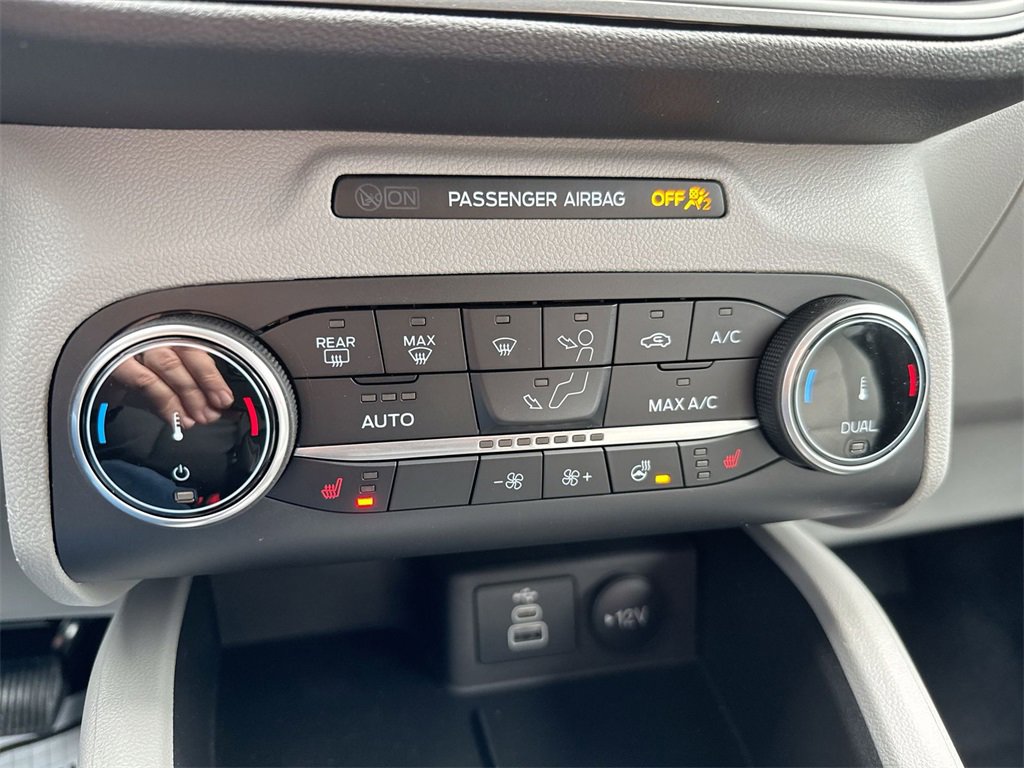 New 2026 Ford Escape Active w/ Cold Weather Package image 15