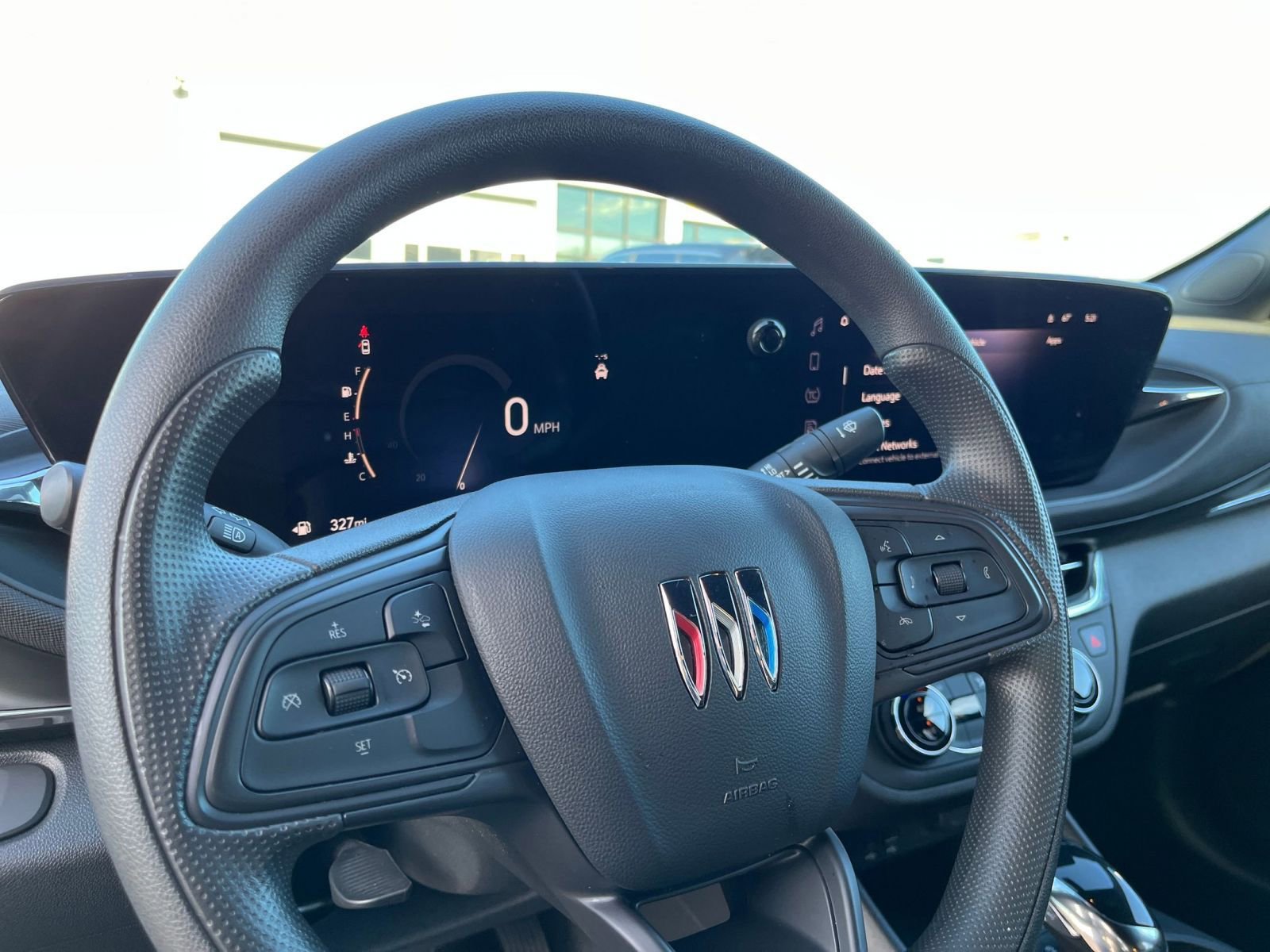 Used 2025 Buick Envista Preferred image 27