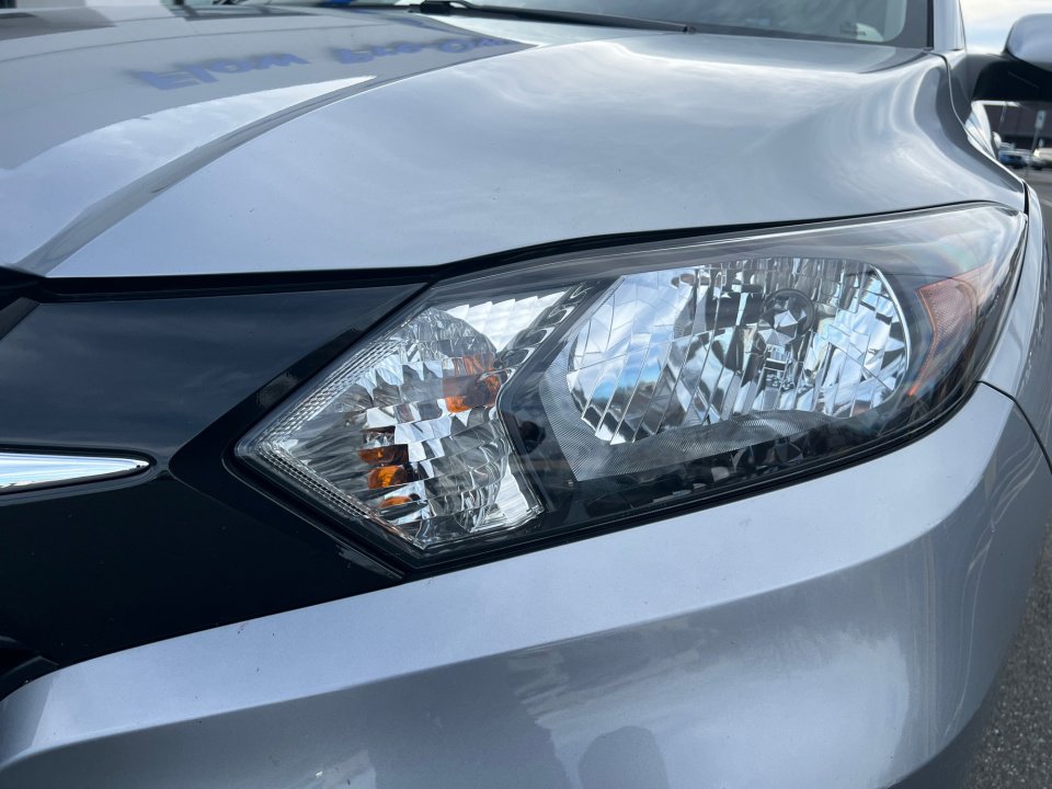 Used 2017 Honda HR-V EX image 30