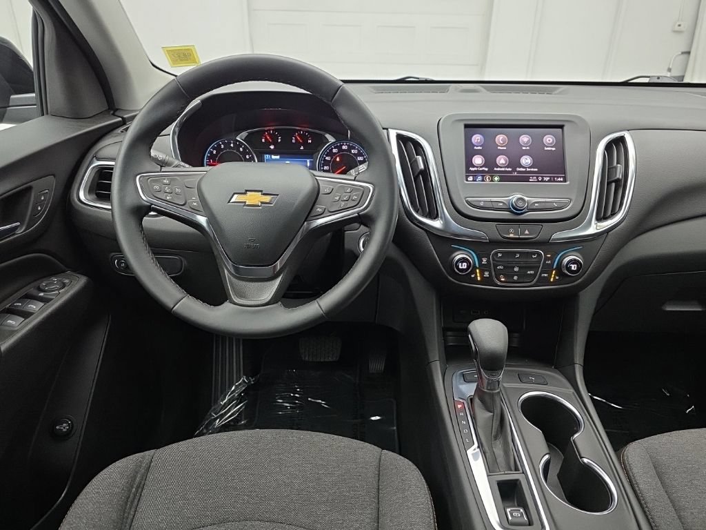 Used 2024 Chevrolet Equinox LT AWD/4WD image 16