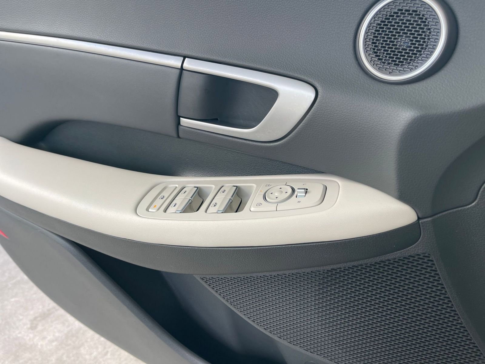 Used 2025 Hyundai Sonata SEL image 18