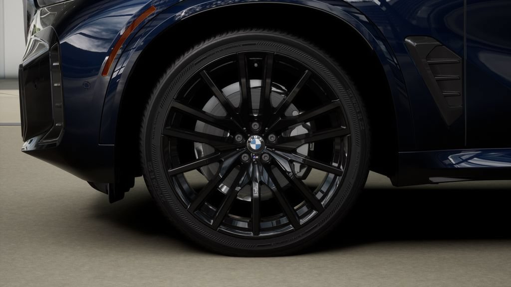 Used 2026 BMW X5 xDrive40i w/ M Sport Package AWD/4WD image 32