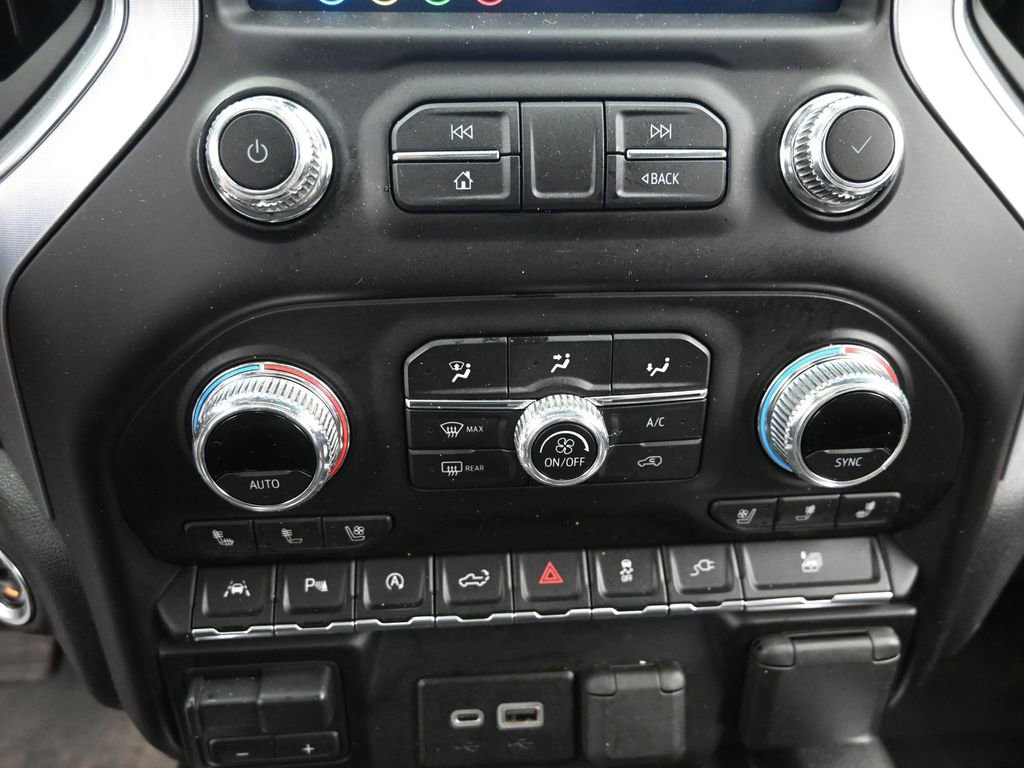 Used 2020 GMC Sierra 1500 SLT w/ SLT Premium Plus Package AWD/4WD image 16