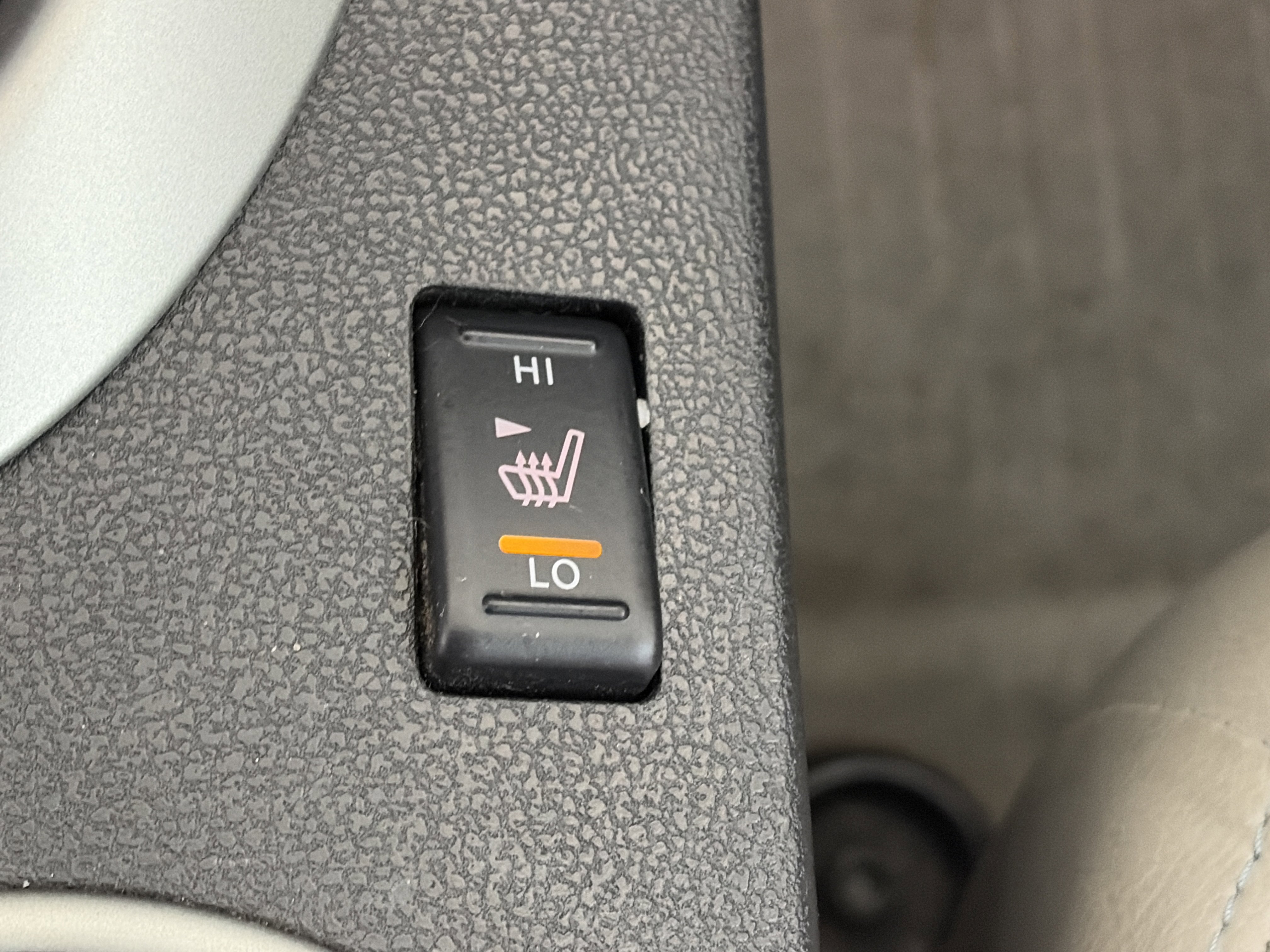 Used 2013 Nissan Rogue SL image 26