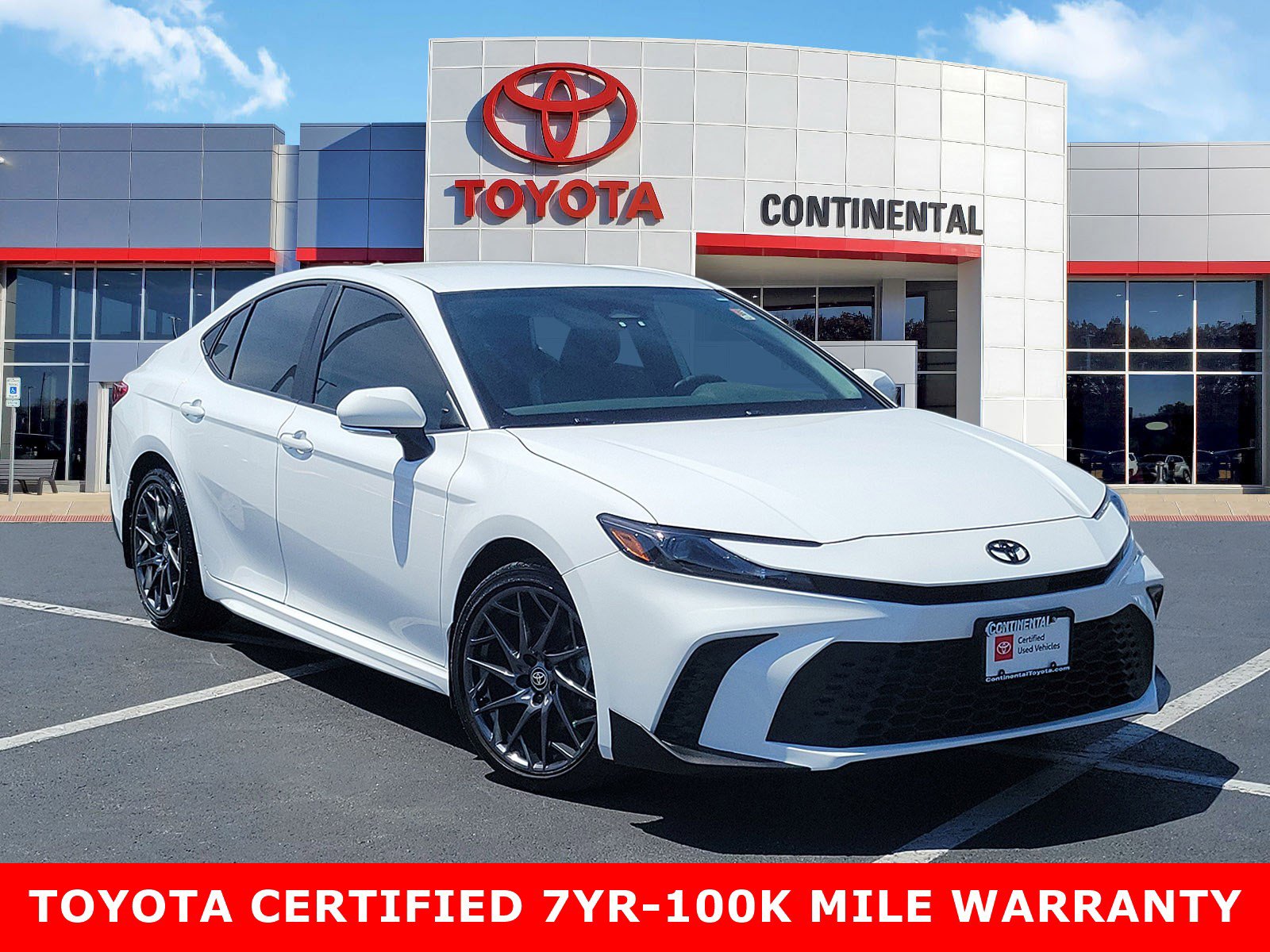 Certified 2025 Toyota Camry SE w/ Convenience Package AWD/4WD image 1