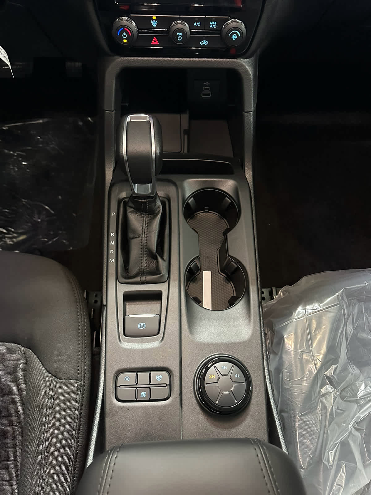 New 2025 Ford Ranger XLT w/ Black Appearance Package image 21