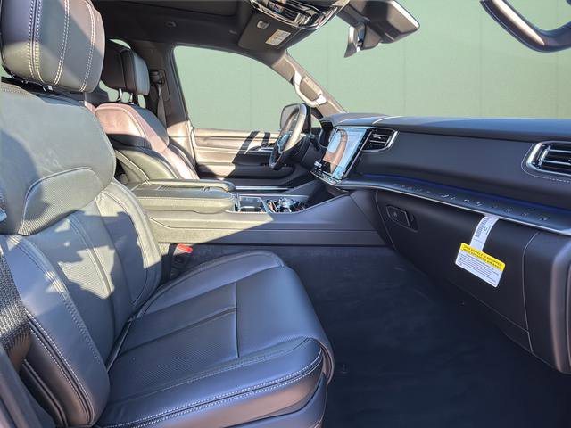 New 2026 Jeep Grand Wagoneer Summit w/ Rear Seat Video Group I image 41