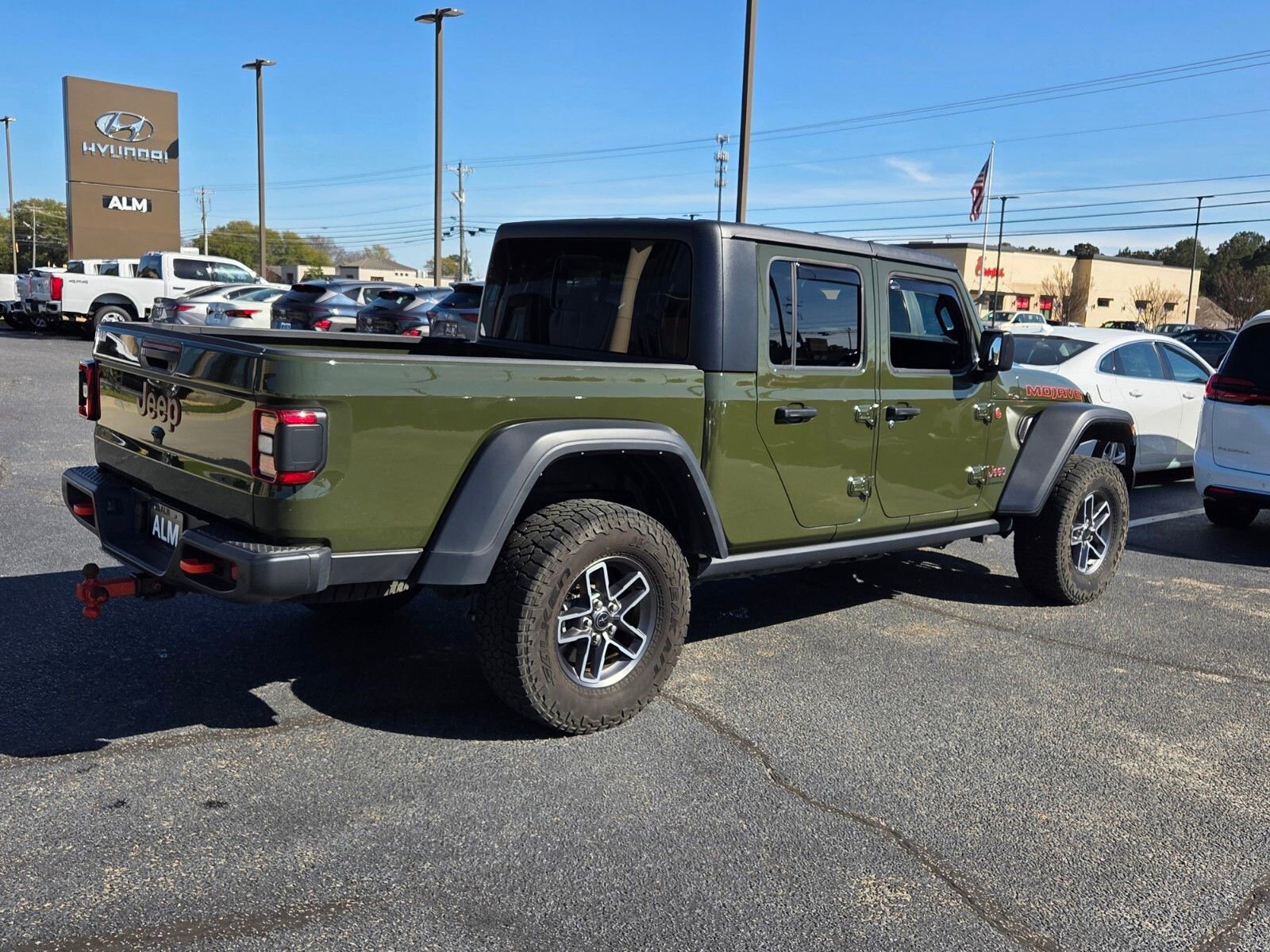 Used 2024 Jeep Gladiator Mojave w/ Safety Group image 12