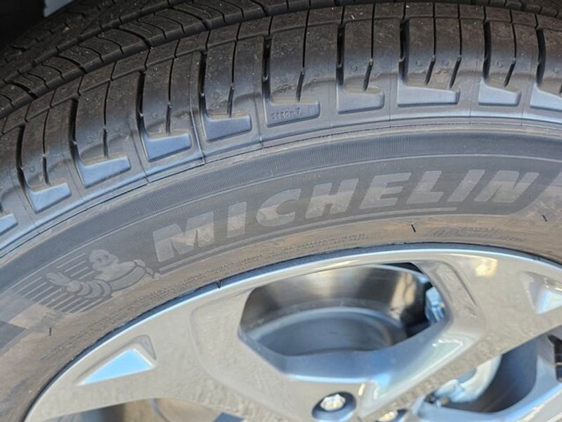 New 2026 Ford Escape ST-Line image 19