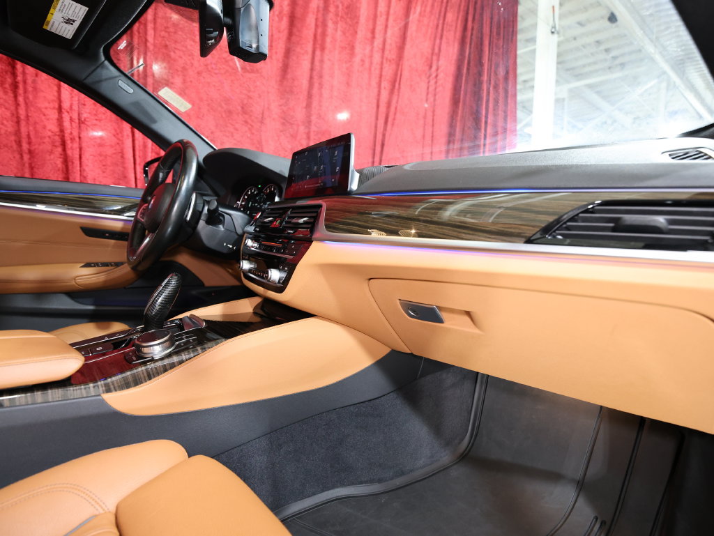 Used 2019 BMW 540i xDrive w/ M Sport Package AWD/4WD image 33
