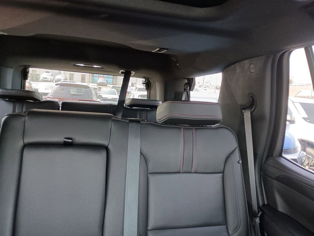 Used 2021 Chevrolet Tahoe RST image 14