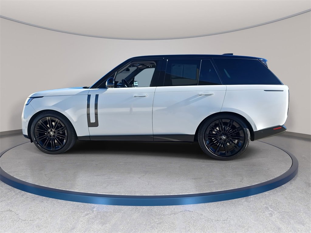 Certified 2023 Land Rover Range Rover SE image 8