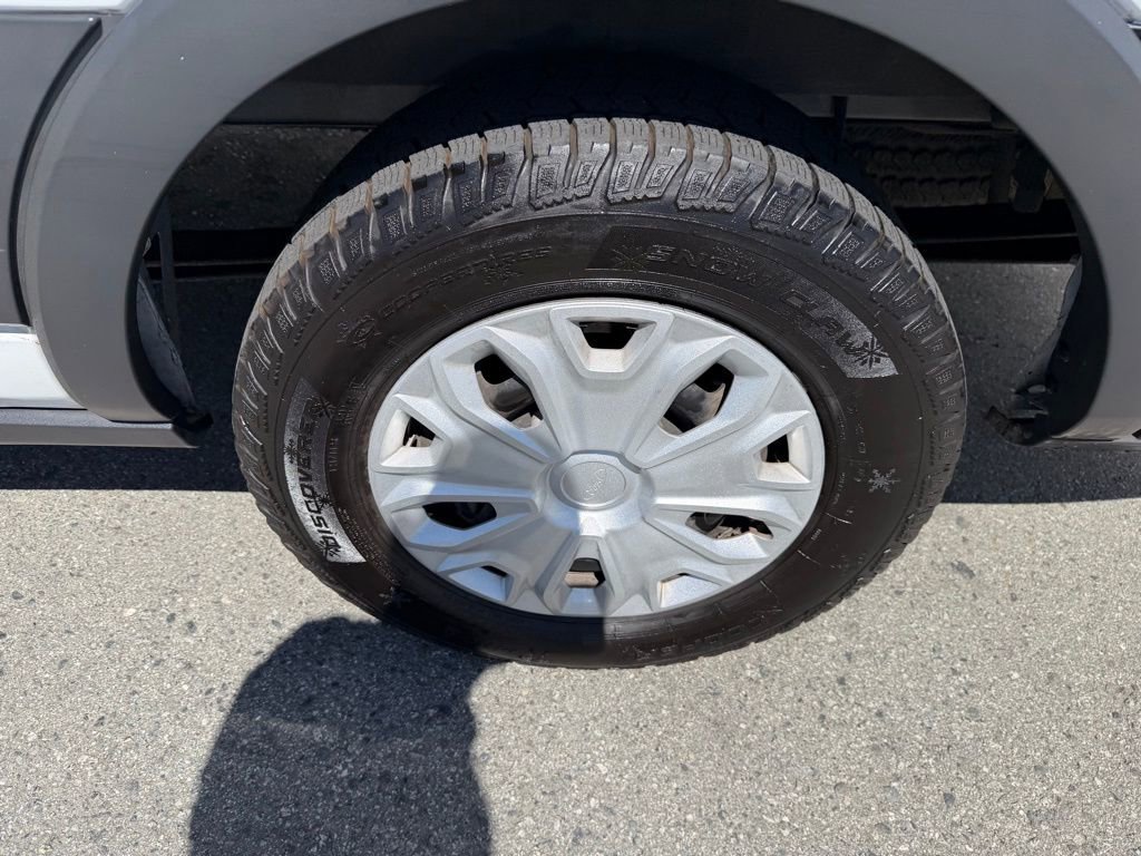Used 2018 Ford Transit 350 XLT RWD image 13