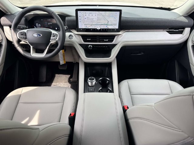 New 2026 Ford Explorer Active w/ Active Comfort Package RWD image 19