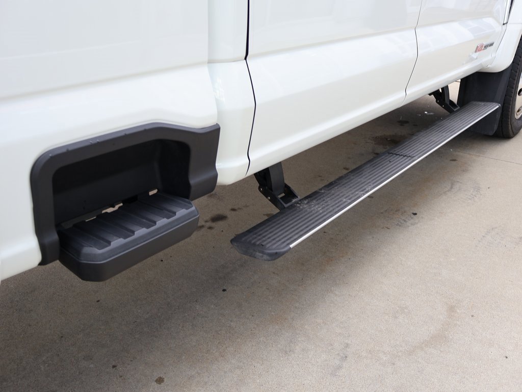 Used 2023 Ford F450 Platinum w/ FX4 Off-Road Package image 42