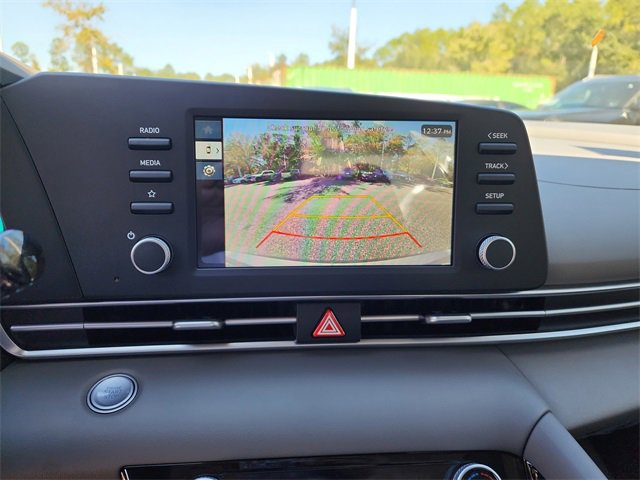 New 2025 Hyundai Elantra Blue image 19