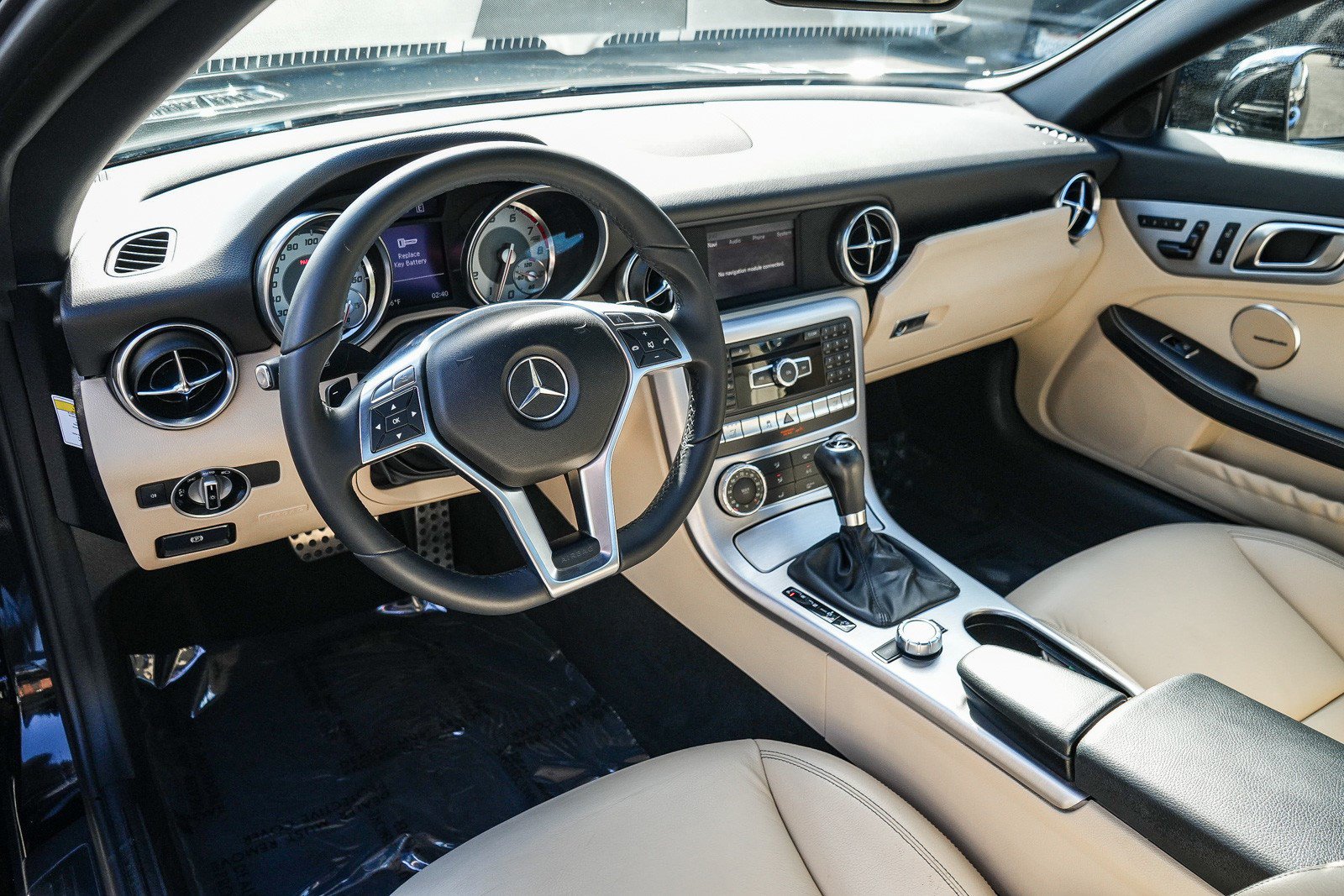Used 2013 Mercedes-Benz SLK 250 image 12