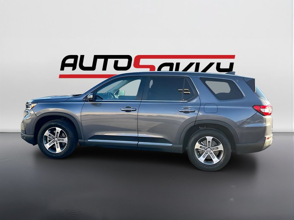 Used 2025 Honda Pilot EX-L image 4
