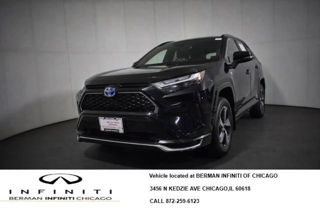 Used 2022 Toyota RAV4 SE w/ Weather & Moonroof Package