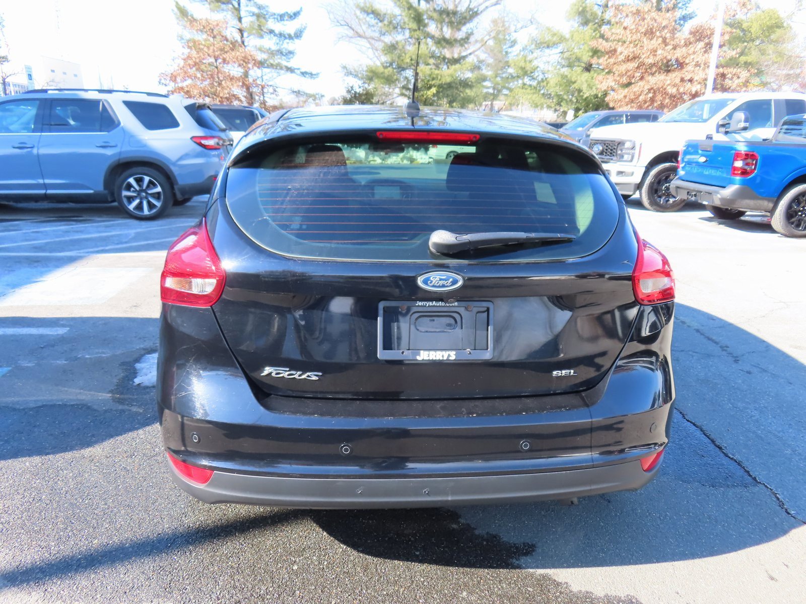 Used 2017 Ford Focus SEL image 6
