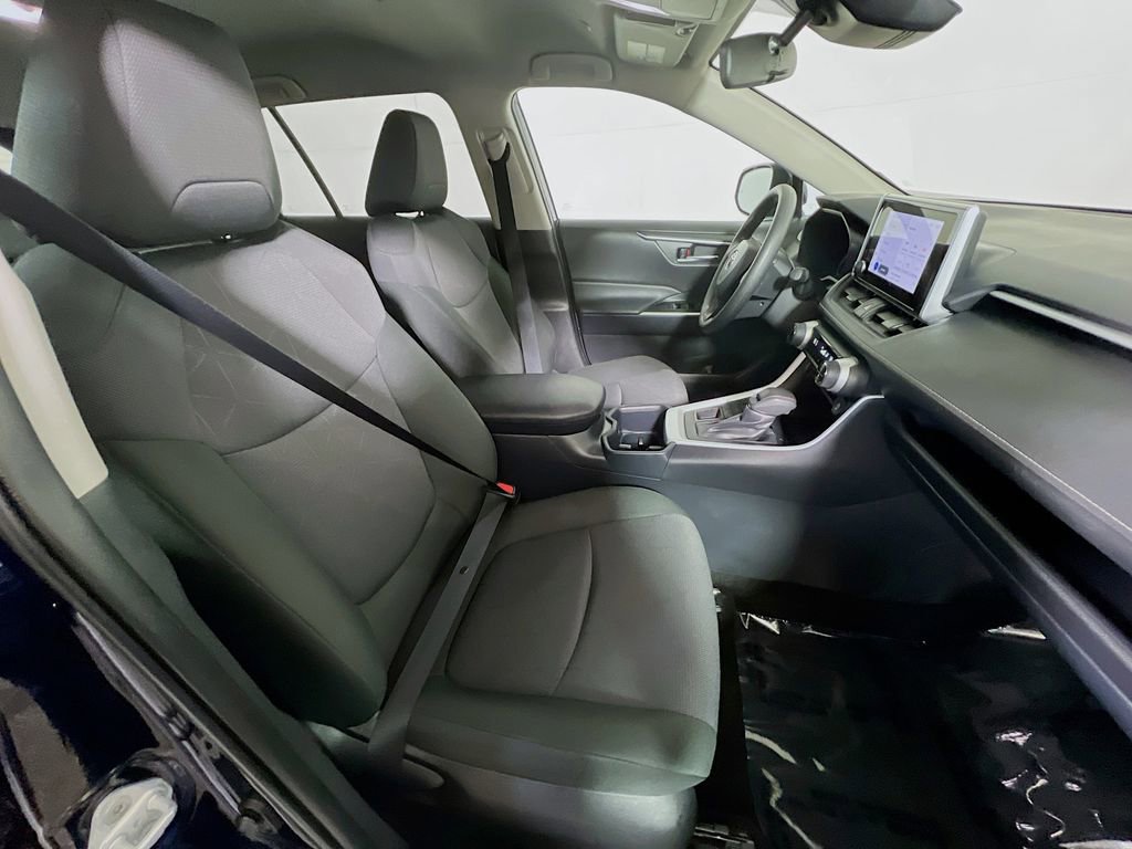 Certified 2025 Toyota RAV4 XLE image 25