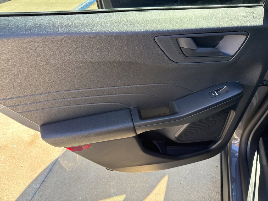 New 2026 Ford Escape Active image 9