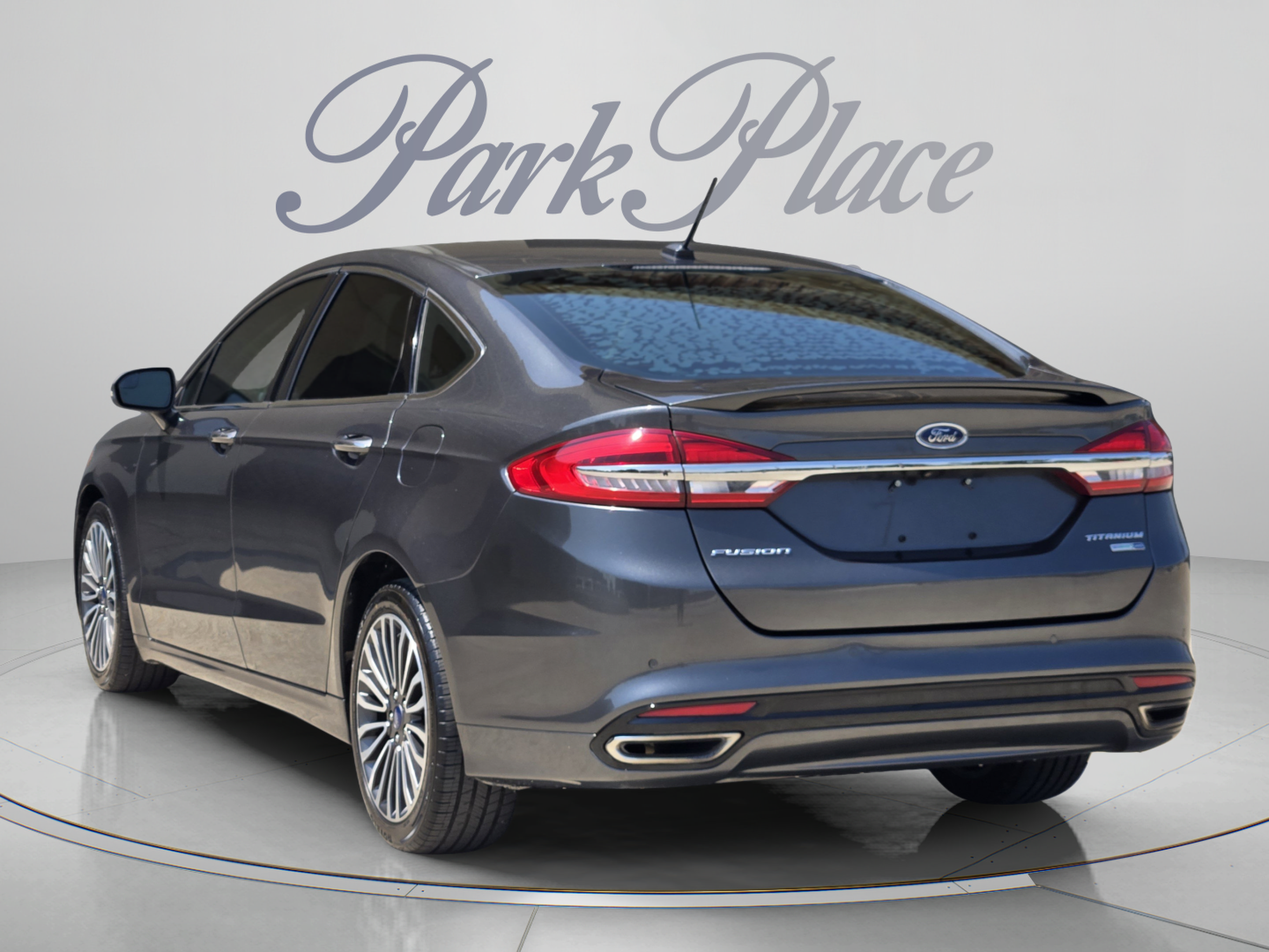 Used 2018 Ford Fusion Titanium AWD/4WD image 3