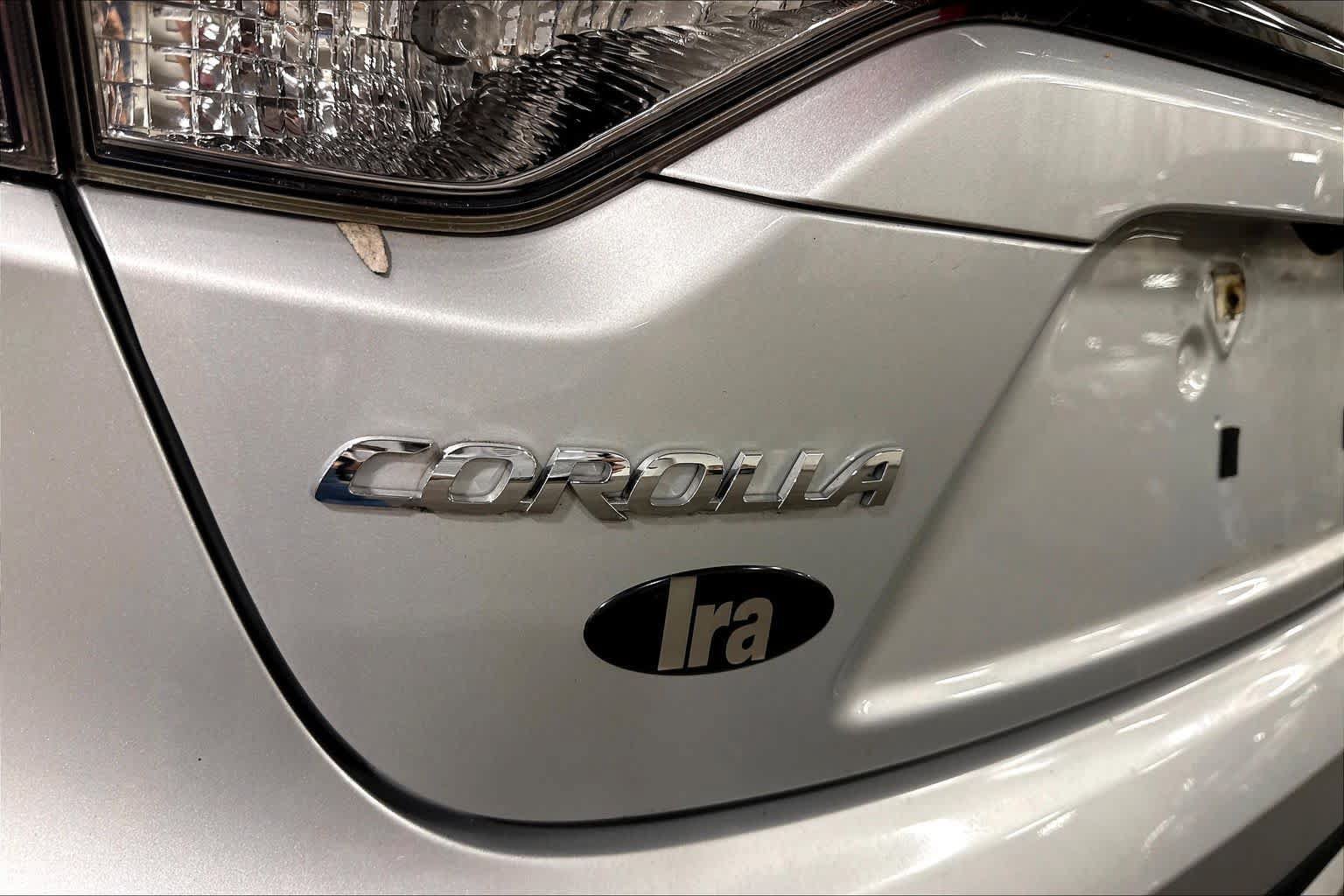 Used 2021 Toyota Corolla LE FWD image 30