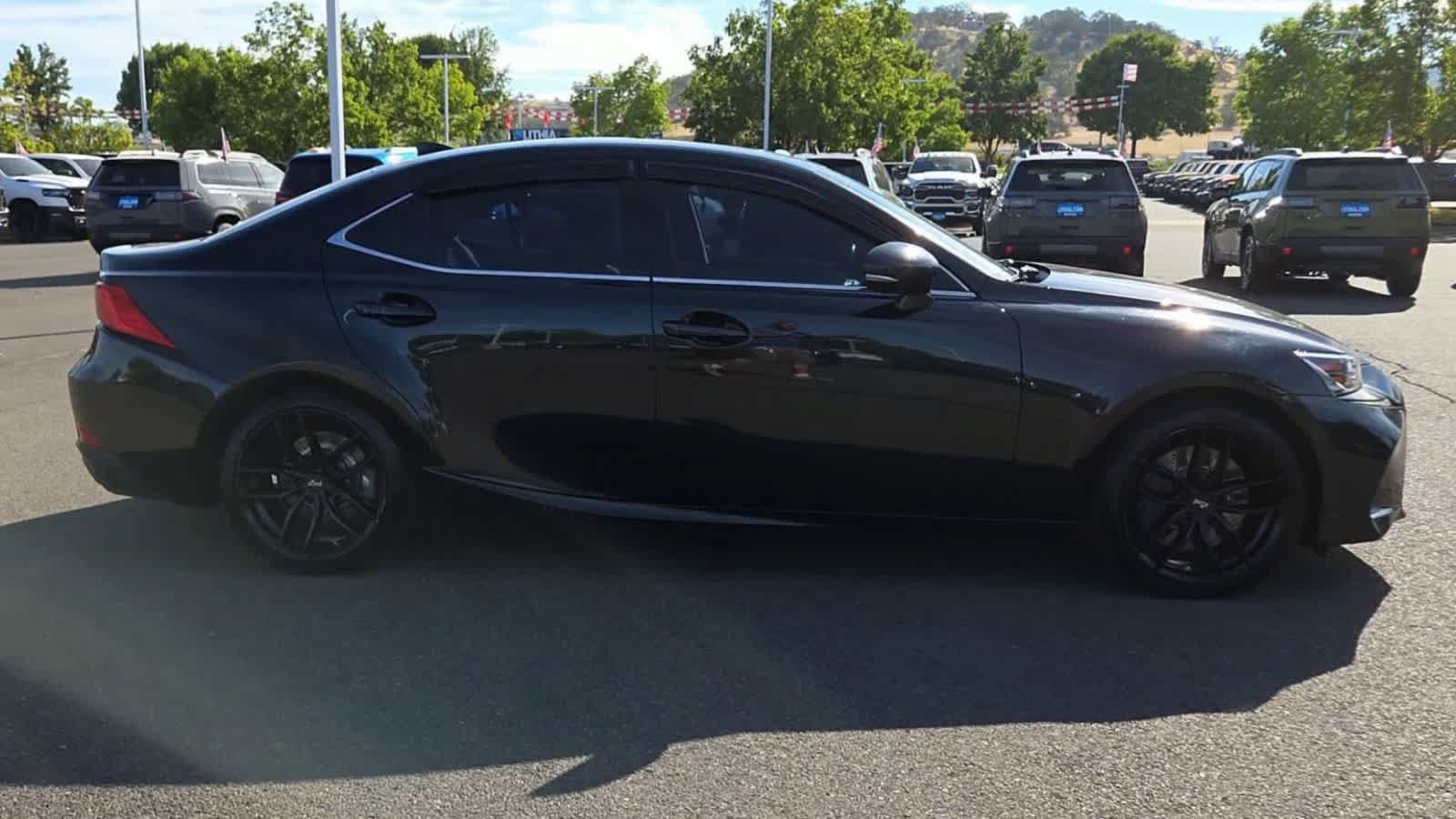 Used 2017 Lexus IS 300 AWD w/ Navigation System Package image 9