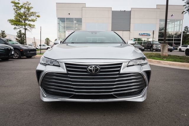 Used 2020 Toyota Avalon XLE w/ Moonroof Package FWD image 6