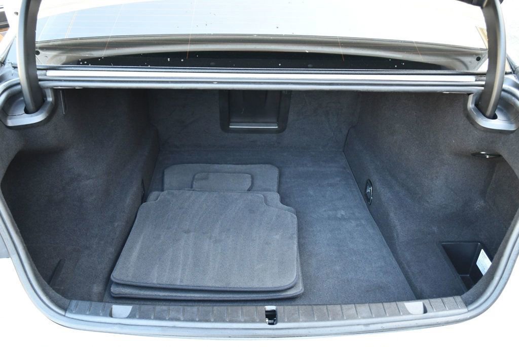 Used 2018 BMW 740i RWD image 17