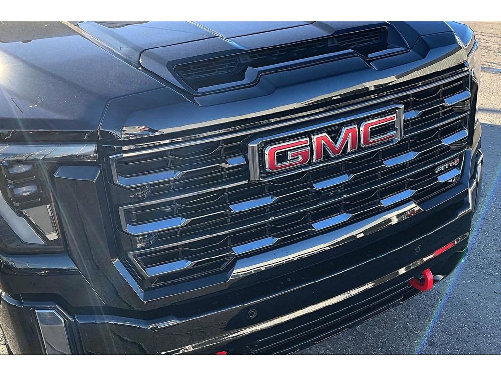 Used 2024 GMC Sierra 2500 AT4 w/ AT4 Premium Plus Package image 30