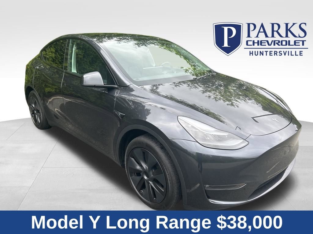 Used 2024 Tesla Model Y Long Range AWD/4WD image 1