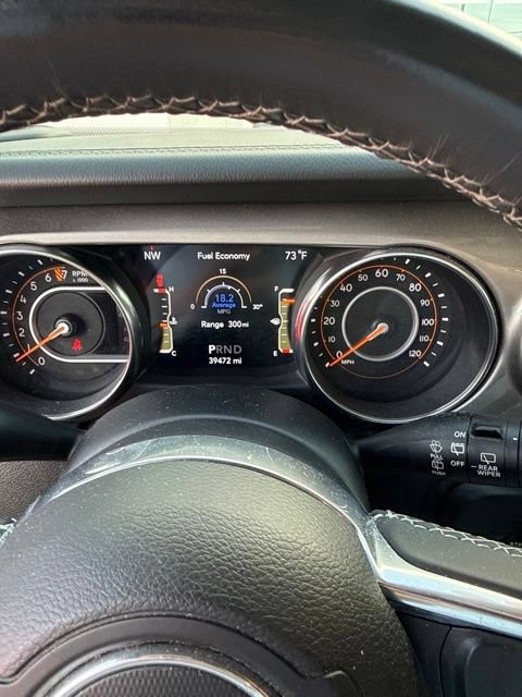 Used 2019 Jeep Wrangler Unlimited Sahara AWD/4WD image 14