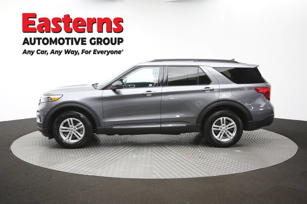 Used 2023 Ford Explorer XLT w/ Equipment Group 202A AWD/4WD image 59
