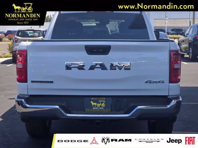 New 2026 RAM 1500 Big Horn AWD/4WD image 5