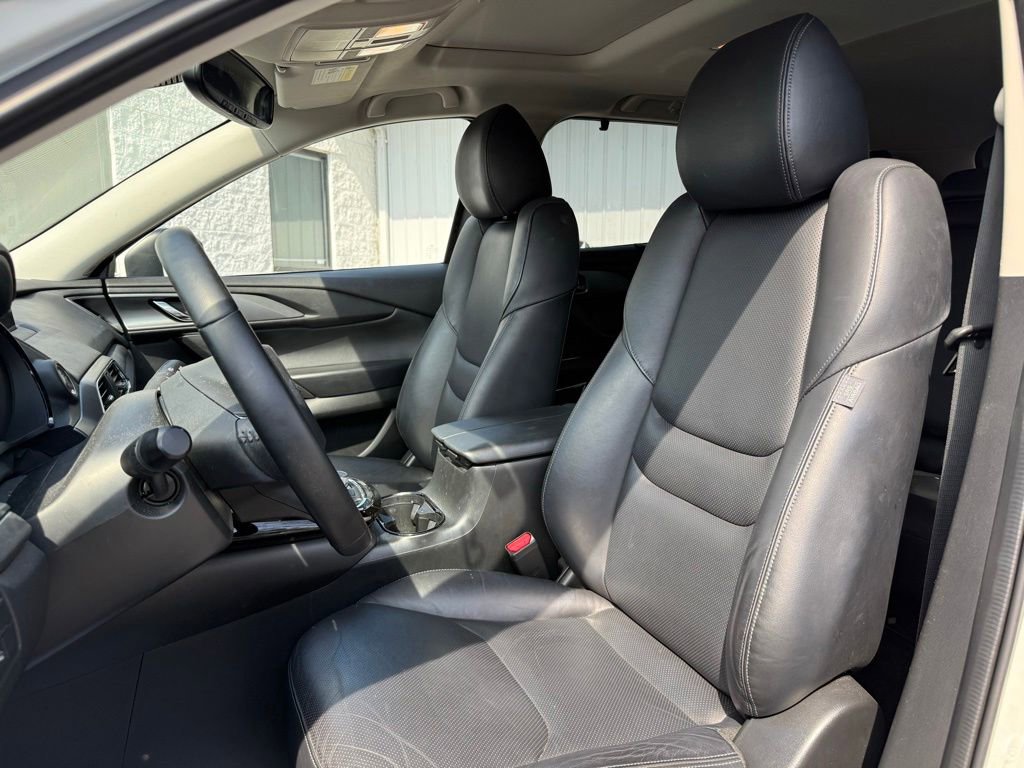 Used 2022 MAZDA CX-9 Touring w/ Touring Premium Package image 7
