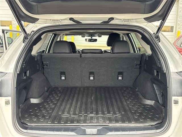 Used 2022 Subaru Outback Limited XT image 10