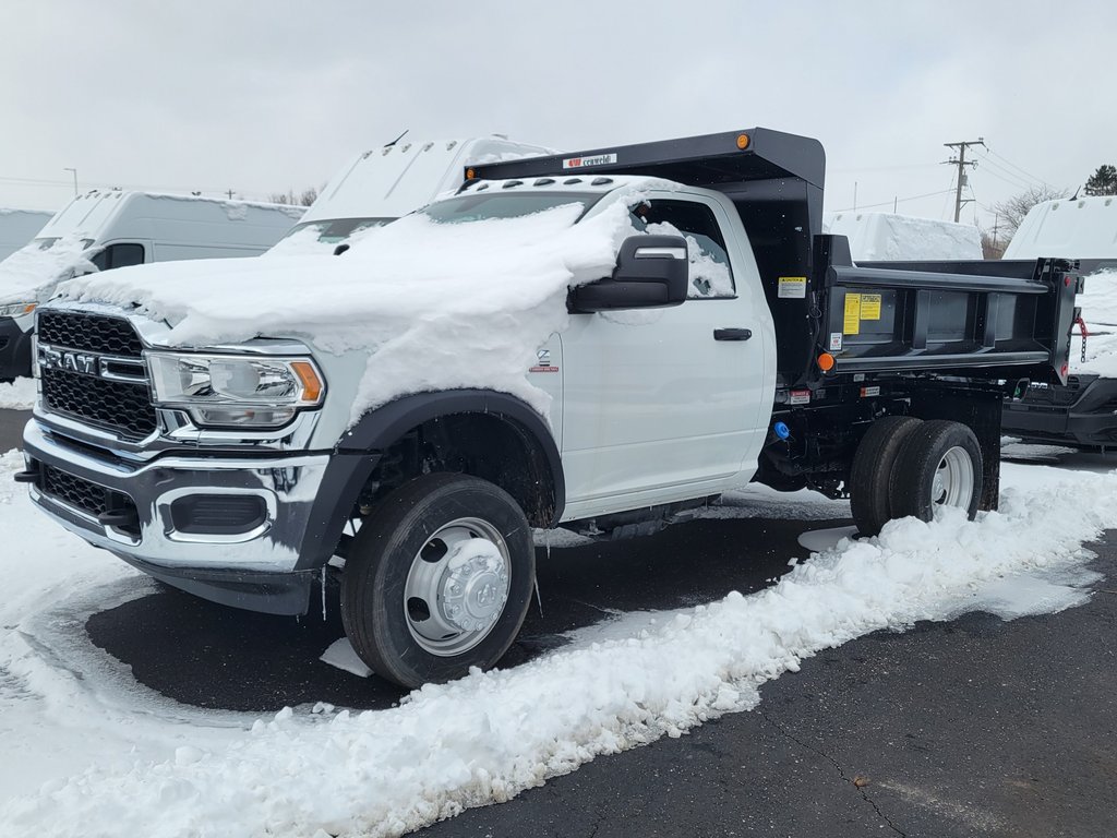 New 2024 RAM 5500 Tradesman RWD image 21