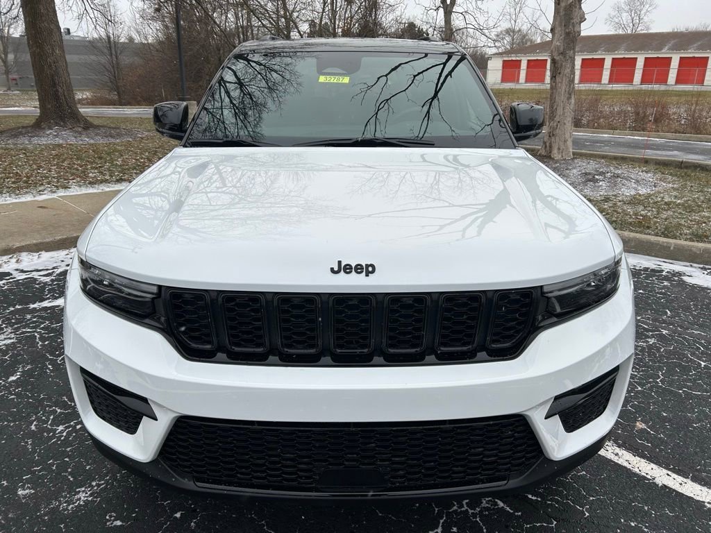 New 2025 Jeep Grand Cherokee Limited image 23