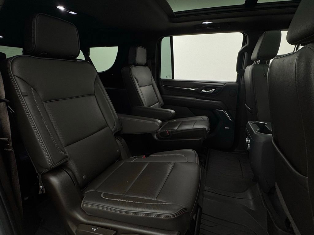 Used 2022 GMC Yukon XL Denali image 45