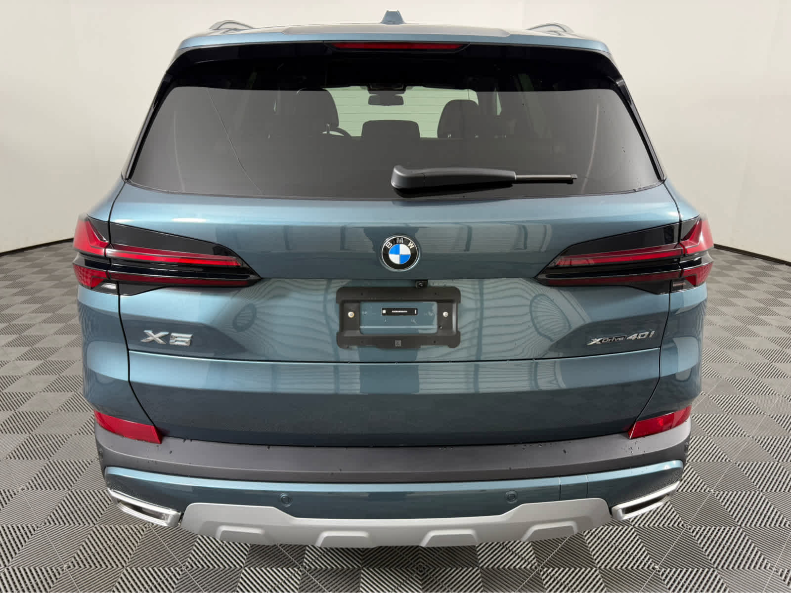 New 2026 BMW X5 xDrive40i w/ Climate Comfort Package image 5