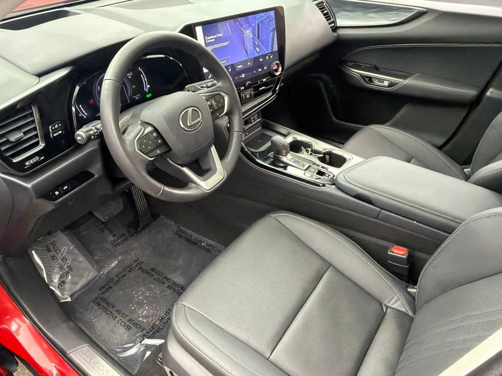 Used 2024 Lexus NX 350h AWD image 11