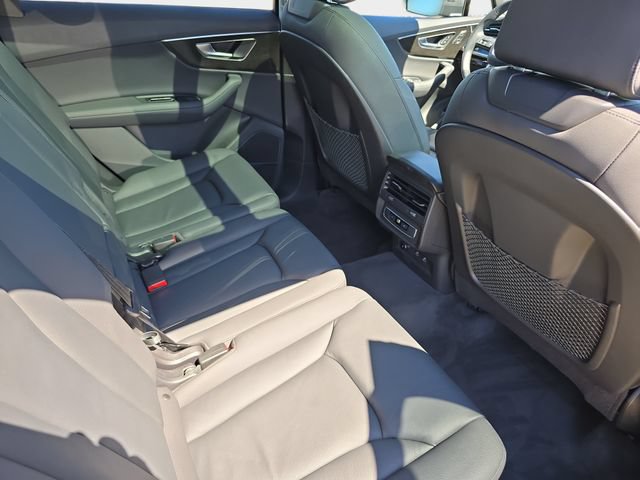 Used 2023 Audi Q7 2.0T Premium Plus w/ Premium Plus Package AWD/4WD image 13