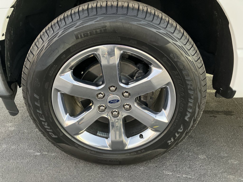 Used 2023 Ford F150 Lariat w/ Max Trailer Tow Package image 15