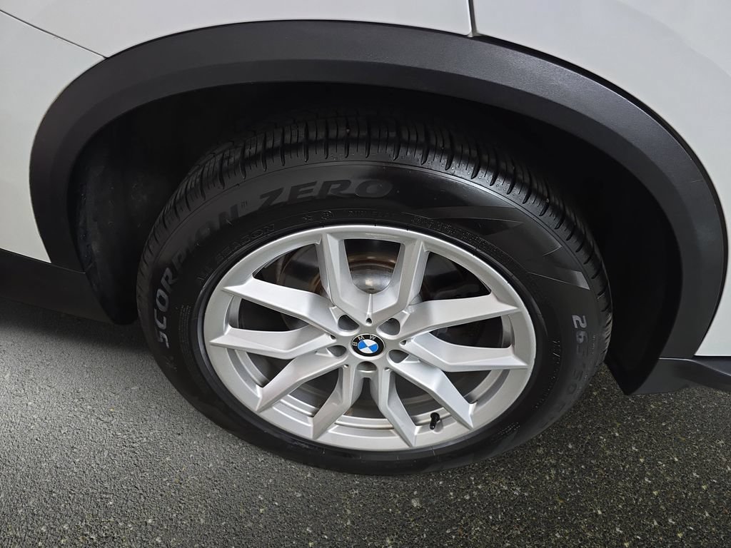 Used 2019 BMW X5 xDrive40i w/ Premium Package AWD/4WD image 33
