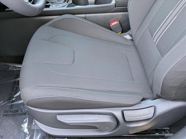 New 2026 Hyundai Elantra SEL Sport FWD video 4