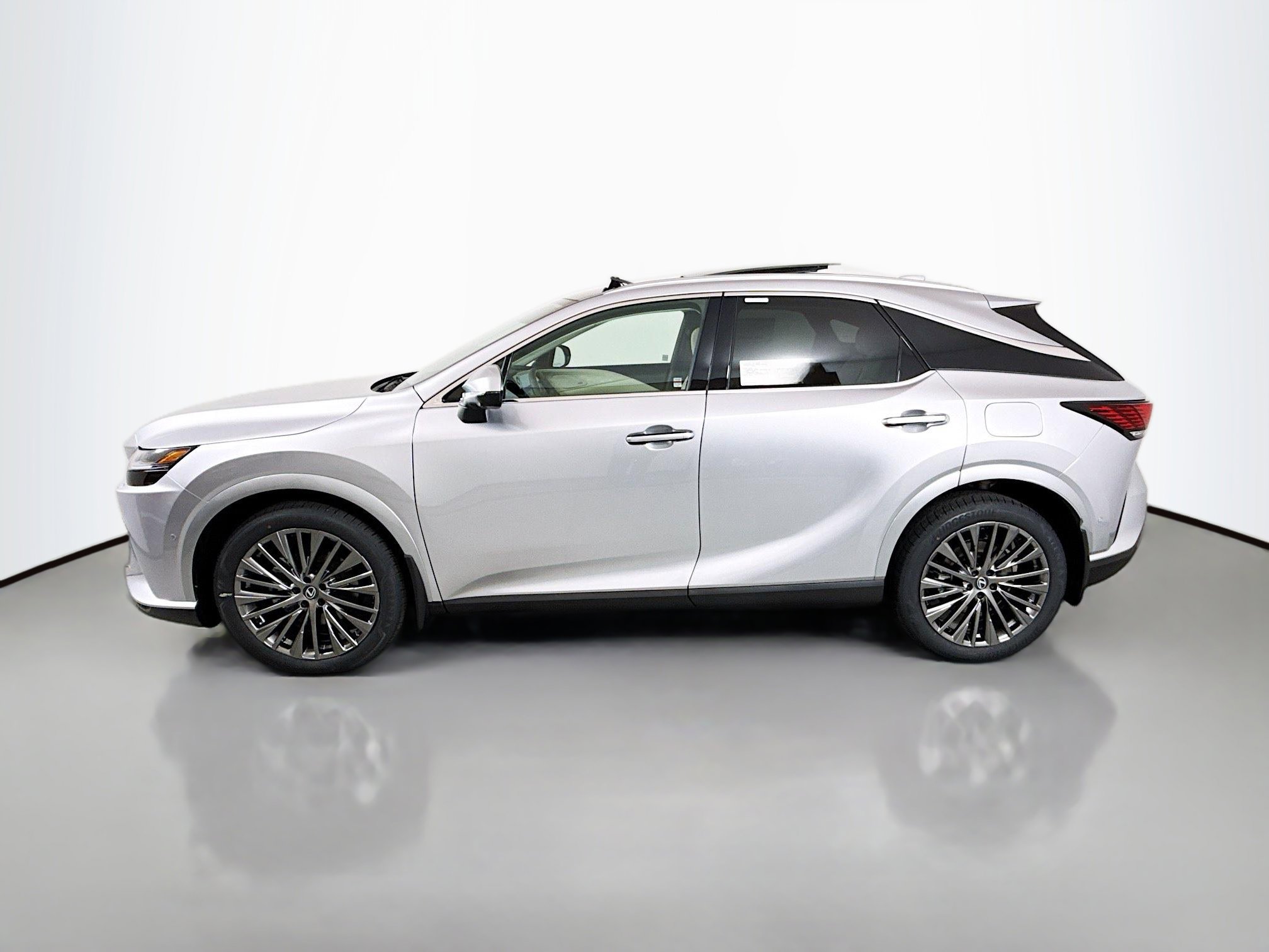 New 2026 Lexus RX 350 AWD w/ Convenience Package image 4
